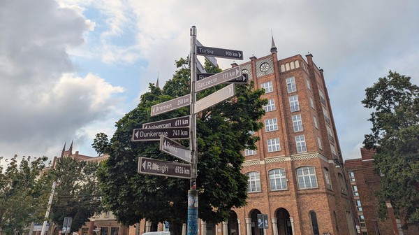 We didn't takea many photos of Rostock somehow, but it has a fine square, the Neumarkt, a fine church, the Marienkirche and lots of slightly crumbling Hanseatic brick houses.