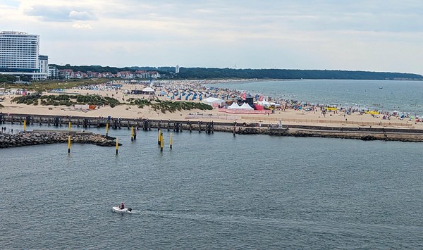 .. and this was the moment I realised quite what a huge beach resort was just around the corner!